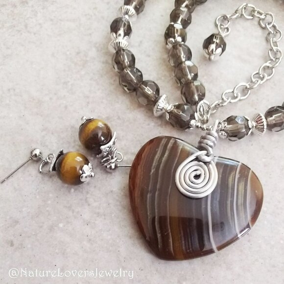 Classy Tigereye Drop Earrings: Business Casual - Trendy Classy Elegance - Picture 4 of 4